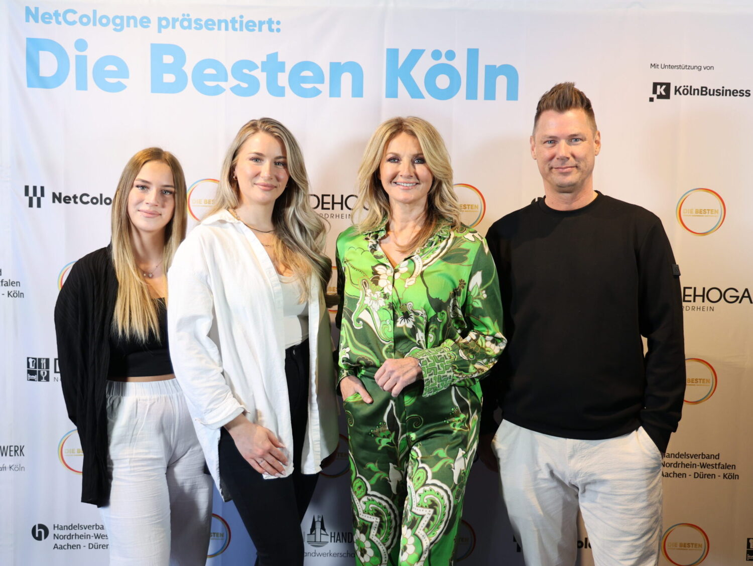 Fensterkonzepte Schulze bei der Preisverleihung "DIE BESTEN" mit Frauke Ludowig