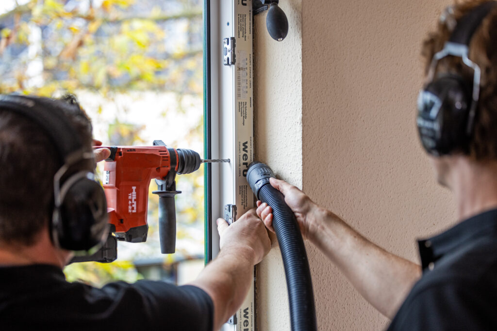 „Montagearbeiten rund um Fenster, Haustüren und Markisen durch Fensterkonzepte Schulze