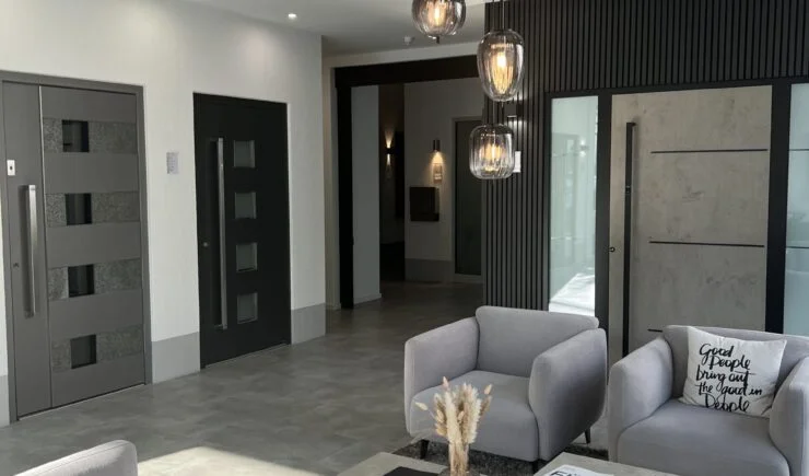 ndividuelle Beratung in unserer Fensterausstellung Köln-Godorf – Modelle direkt vor Ort erleben.