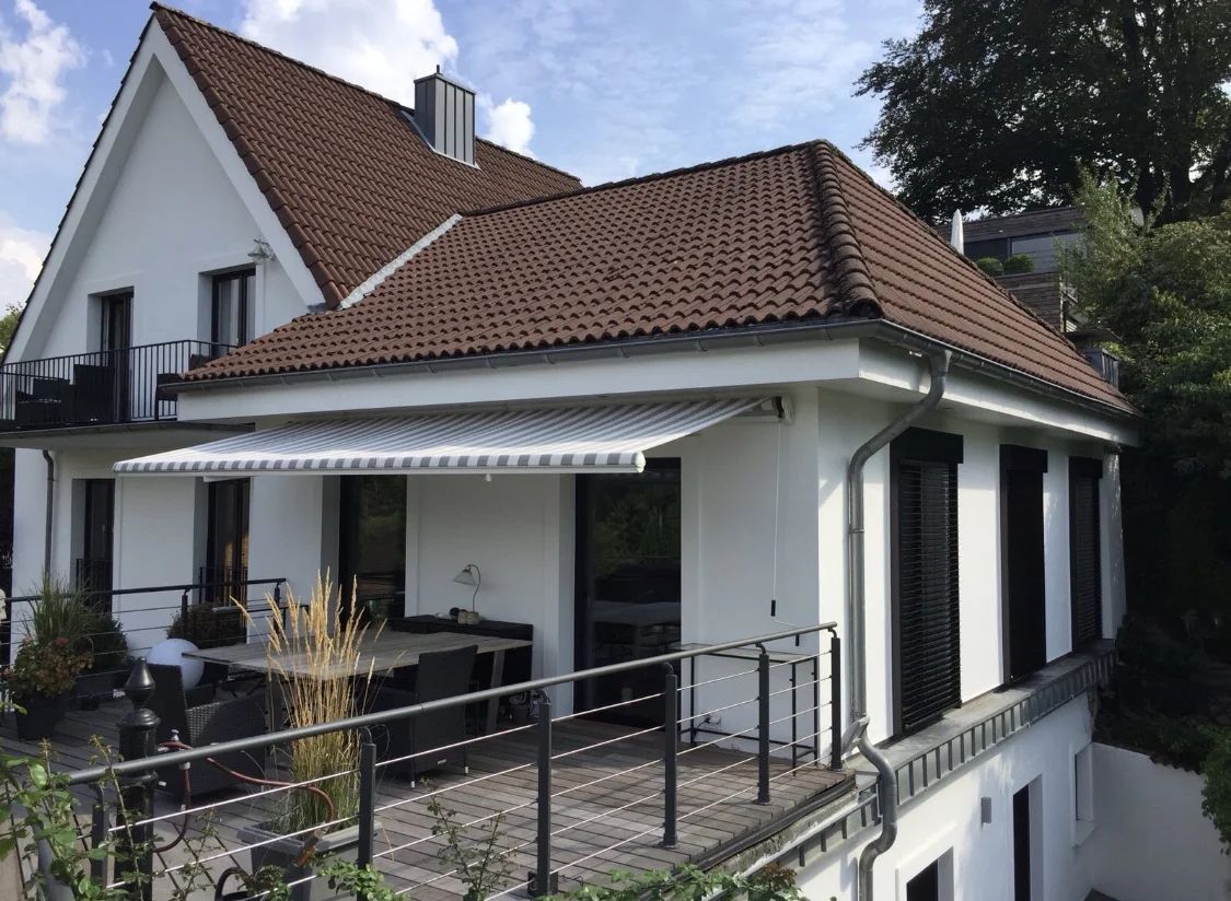 Markisen Referenzprojekt in Köln mit moderner Terrassenmarkise